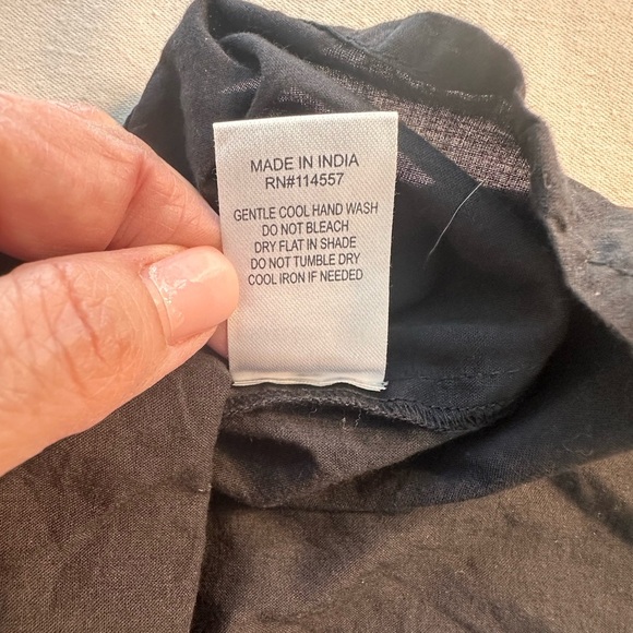 THML Black Boho Top W/Puffy Shirt Sleeves & Embroidery Sz Large Eclectic Preppy - Picture 8 of 10